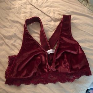 Auden XL lounge bra— red velour.